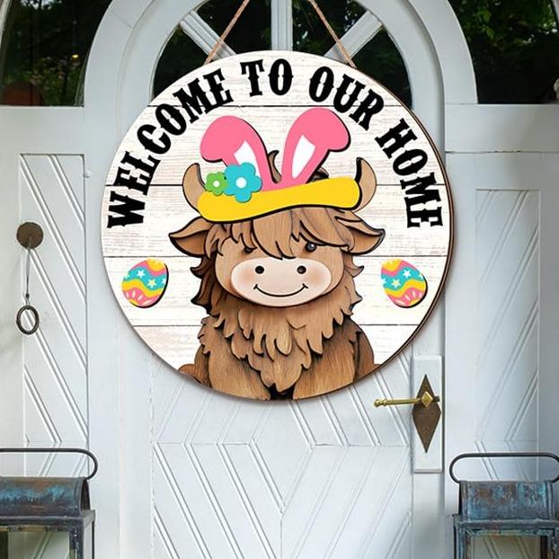 FestivaCharm™ Highland Cow Sign — Instantly Transform Your Door into a Year-Round Celebration That Wows Every Guest