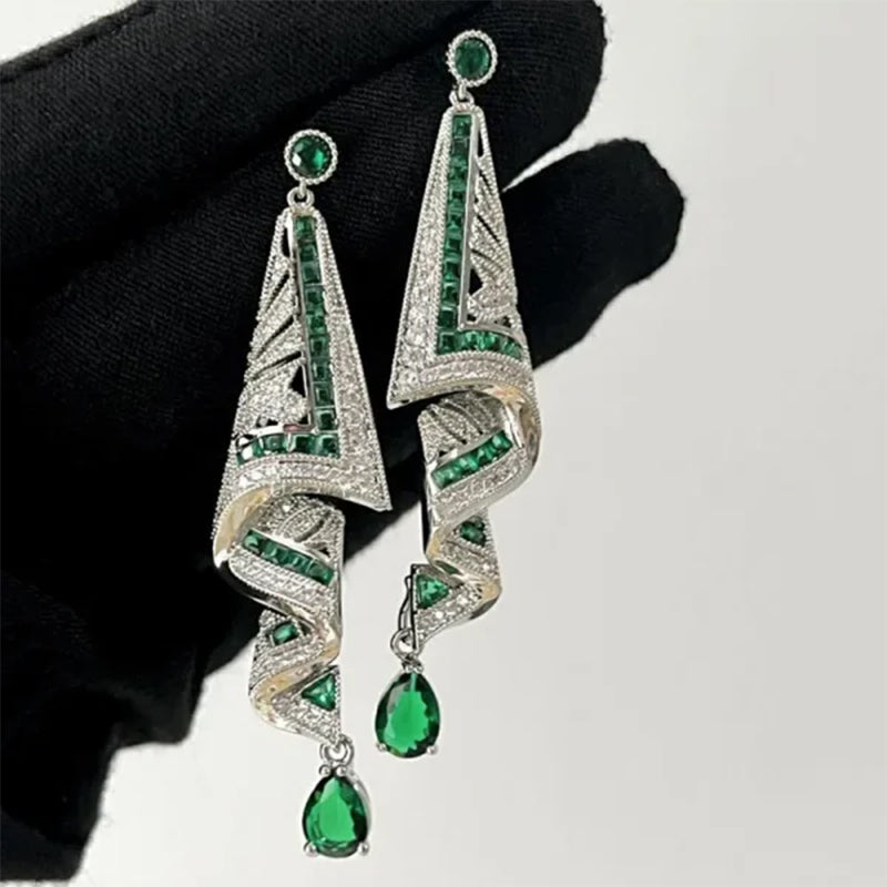 LumiaLuxe™ Earrings — Feel Unstoppable Elegance with Feather-Light Comfort and Timeless Sparkle