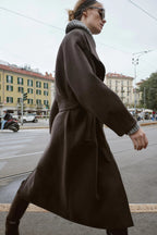 Velaria™ Wool Coat — Sculpt Your Silhouette in Cozy, Featherlight Warmth
