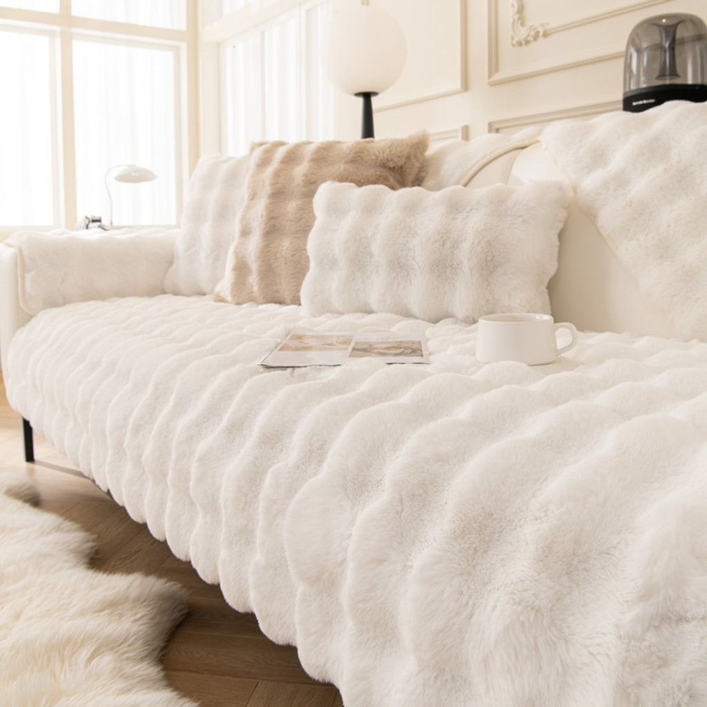 SnugLux™ — Defend Your Sofa with Plush Warmth and Unshakable Comfort
