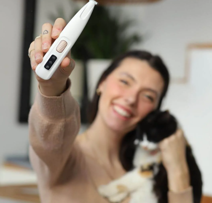 GlidoPet™ — Turn Grooming Stress into Calm, Cuddle-Ready Paws