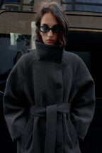 Velaria™ Wool Coat — Sculpt Your Silhouette in Cozy, Featherlight Warmth