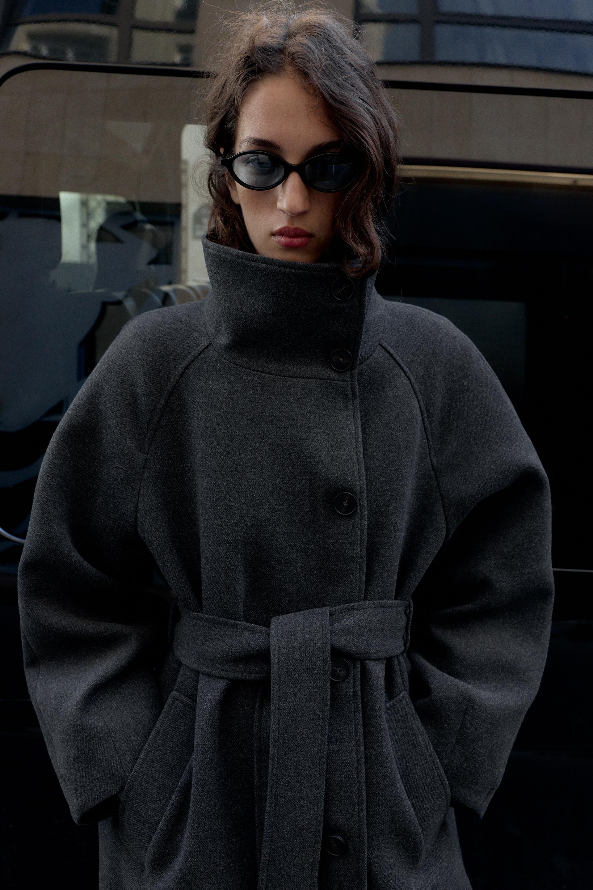 Velaria™ Wool Coat — Sculpt Your Silhouette in Cozy, Featherlight Warmth