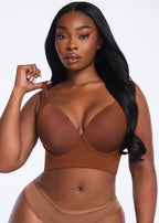 VolaréAura™ — Celebrate Your Curves with Confidence That Moves and Inspires