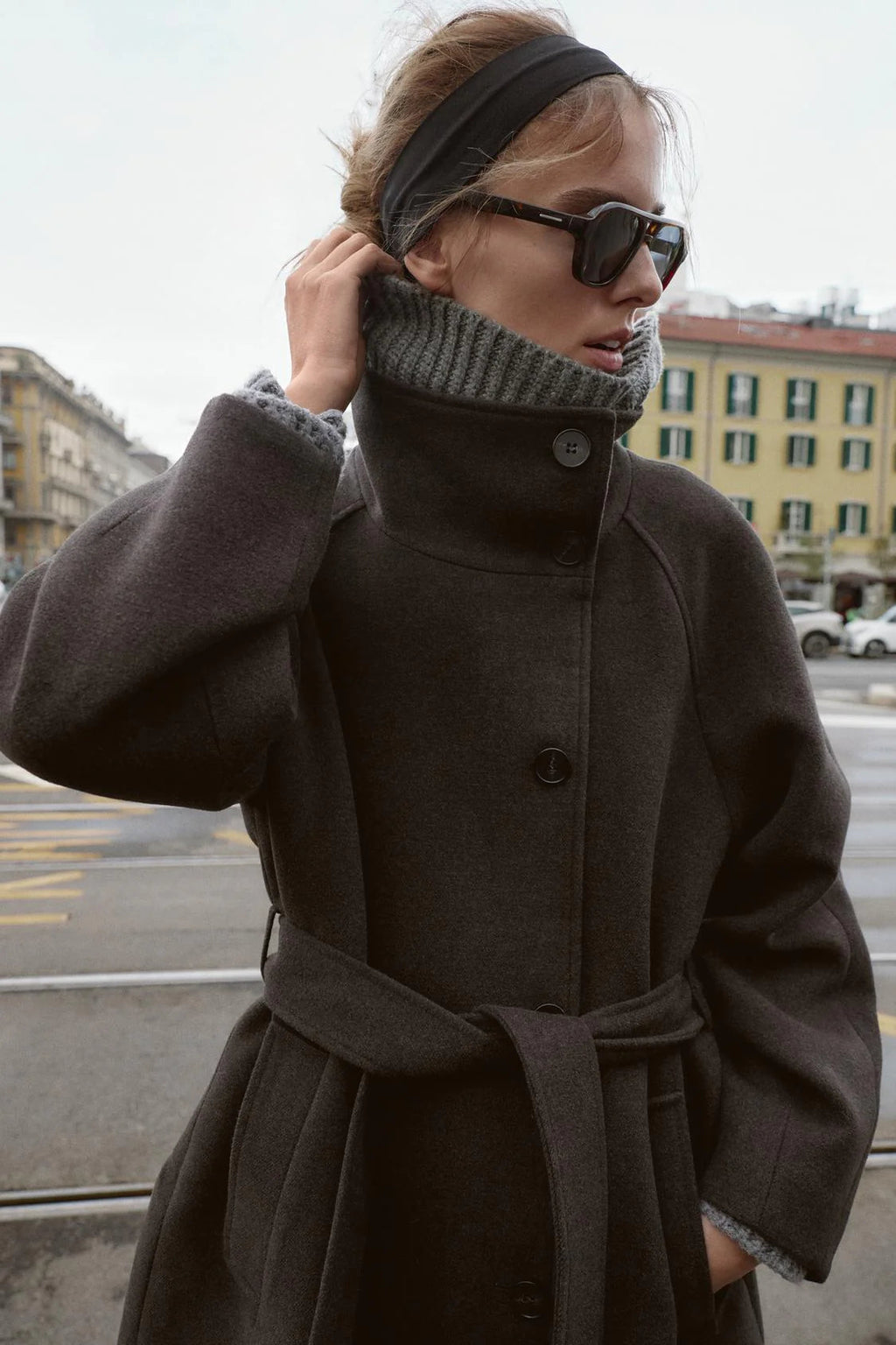 Velaria™ Wool Coat — Sculpt Your Silhouette in Cozy, Featherlight Warmth