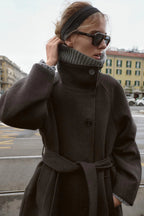 Velaria™ Wool Coat — Sculpt Your Silhouette in Cozy, Featherlight Warmth