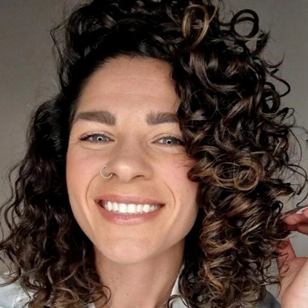 TwistLuxe™ — Unlock Lively, Soft Curls That Glow and Bounce All Week