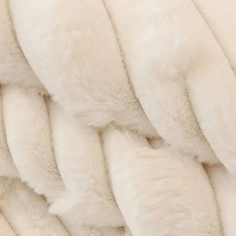 LumiNest™ Velvet Quilted Sofa Cover — Turn Your Couch Into a Warm, Plush Haven That Never Slips or Shivers