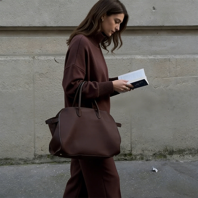 LumoEase™ — Wrap Yourself in Plush Warmth and Flawless Style Every Day