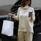 LumoEase™ — Wrap Yourself in Plush Warmth and Flawless Style Every Day