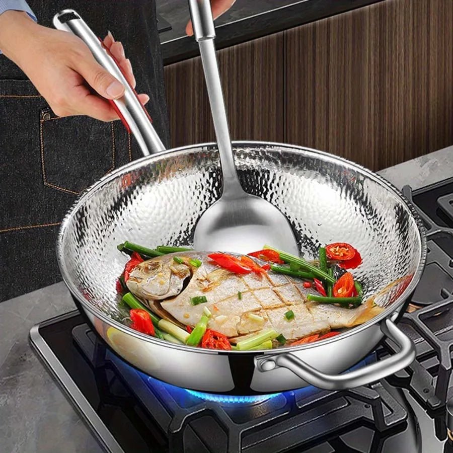 Titanium Wok 30 cm Round Base | Induction | Uncoated & Non-Stick | Forgea