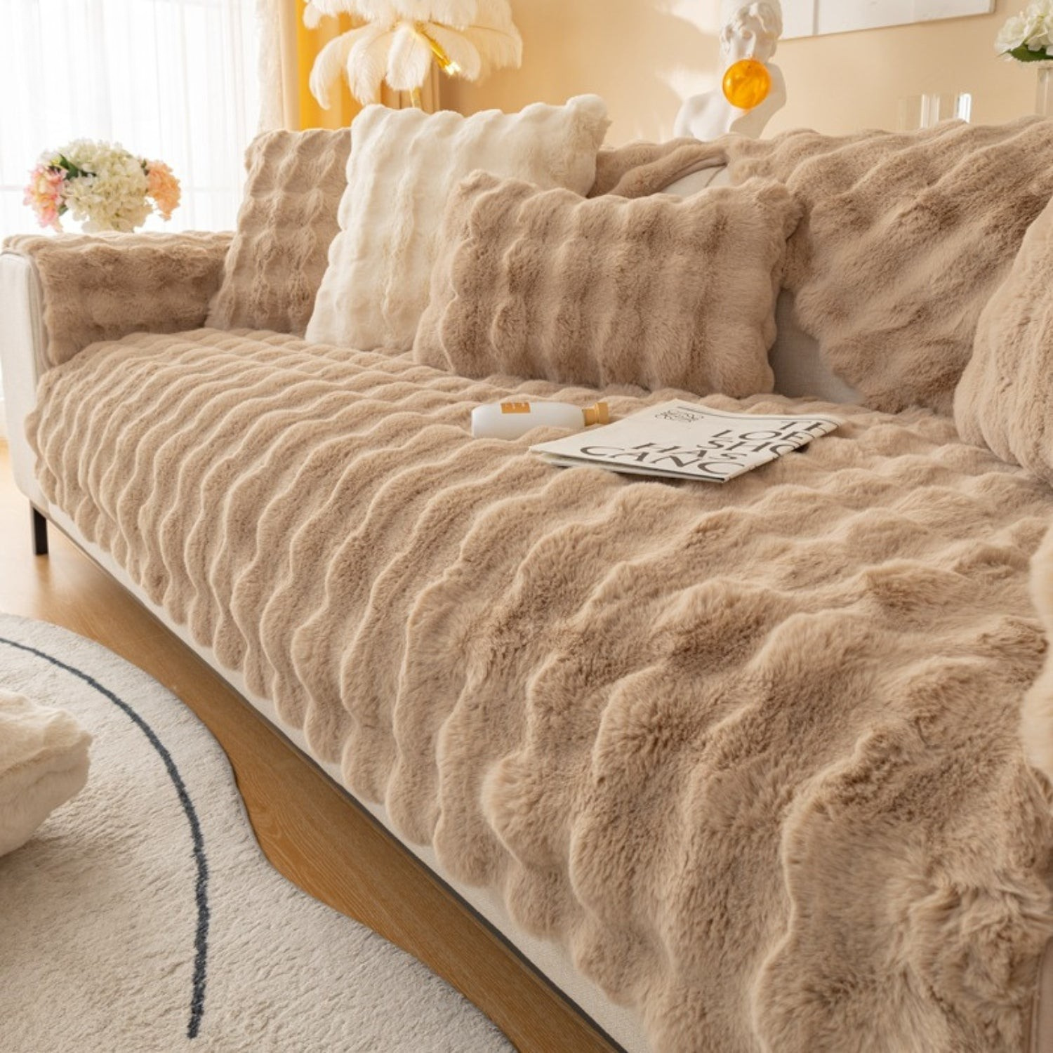 SnugLux™ — Defend Your Sofa with Plush Warmth and Unshakable Comfort