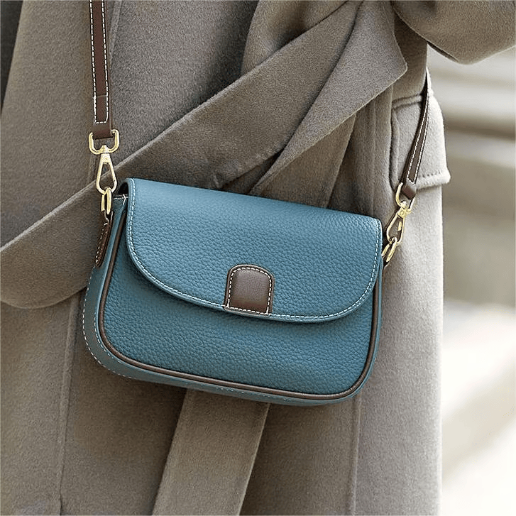 Strixta™ Crossbody Bag — Lightweight Luxury That Keeps You Stylishly Unstoppable