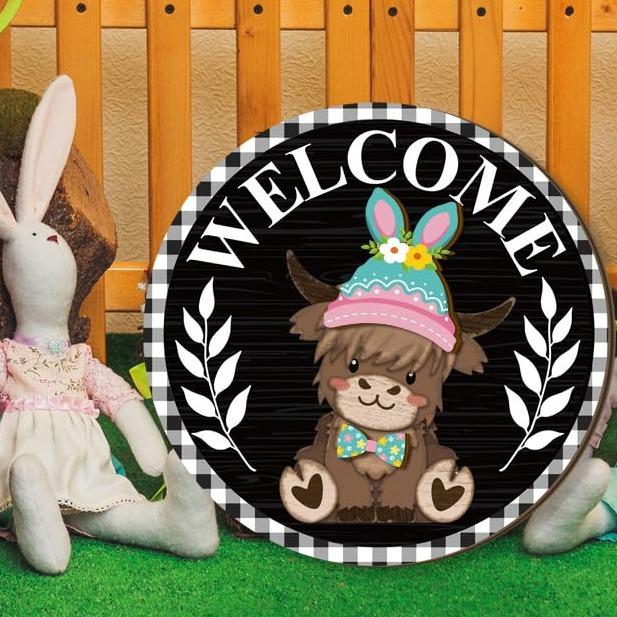 FestivaCharm™ Highland Cow Sign — Instantly Transform Your Door into a Year-Round Celebration That Wows Every Guest