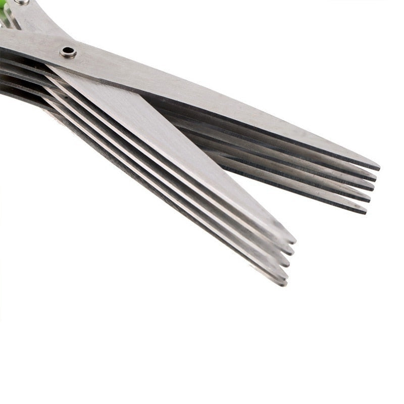 ScissaPro™ — Slice Faster, Safer, and Enjoy Effortless Salad Prep Every Time