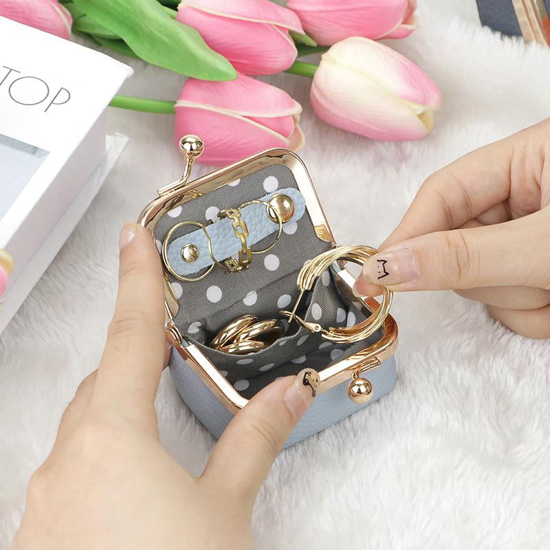 LuxeLure™ Mini Vault — Protect Your Sparkle in Effortless, Timeless Style