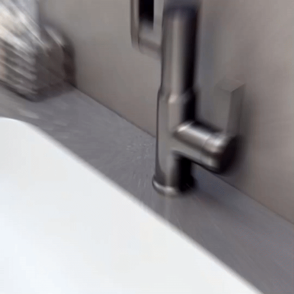 Kitchen Faucet 360° Rotation | Temperature Indicator | Adjustable Height | Aquova
