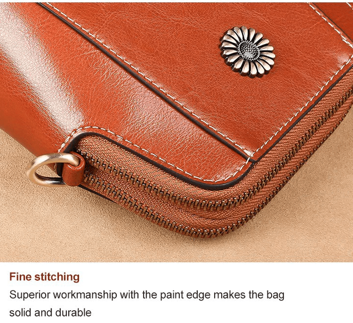 LumaVelvet™ Crossbody — Unleash Effortless Confidence with Timeless Style and Smart Organization