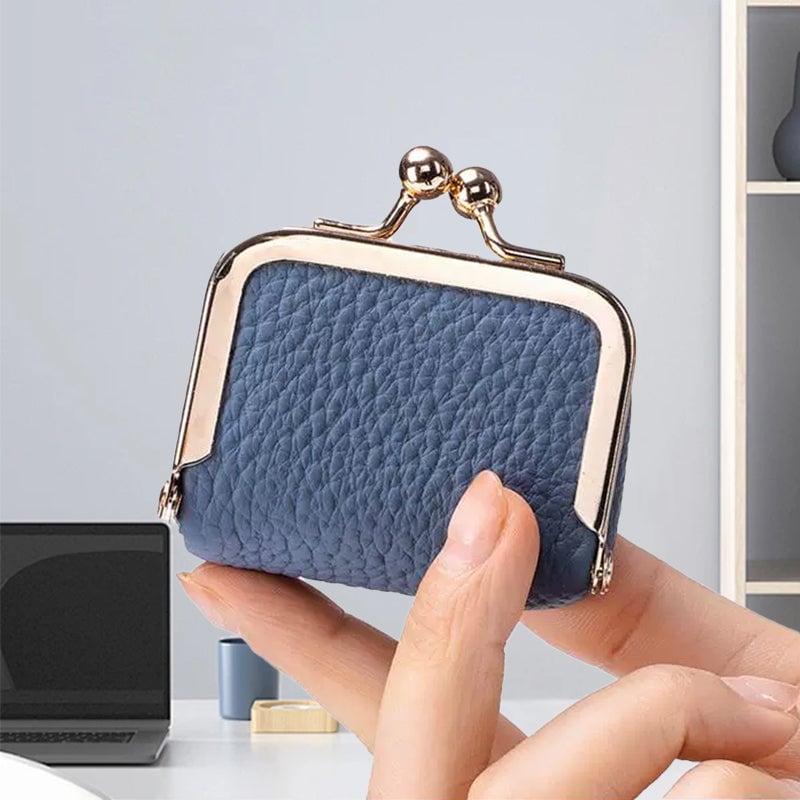 LuxeLure™ Mini Vault — Protect Your Sparkle in Effortless, Timeless Style
