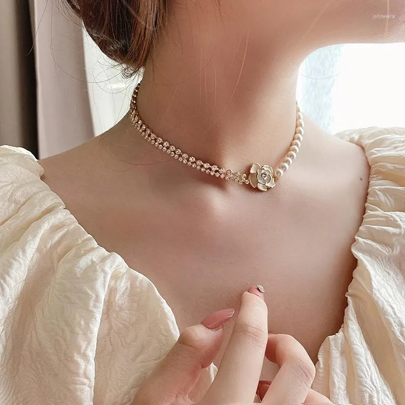 AuraBelle™ — Wear Unstoppable Confidence and Captivate Every Room