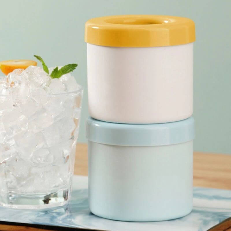 Portable Silicone Ice Cube Maker | Food-Safe Silicone & ABS | Frostcup