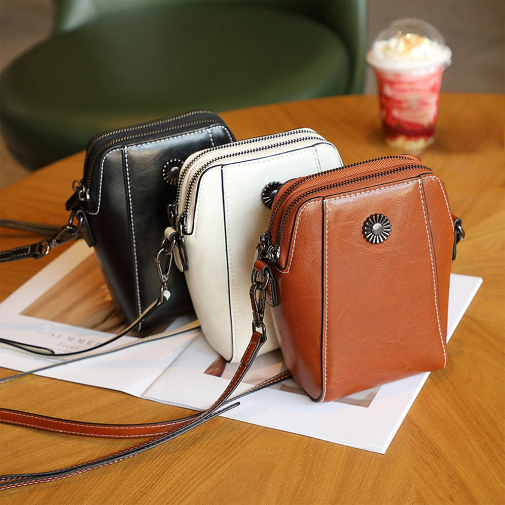 StrideSleek™ — Effortless Hands-Free Style That Keeps You Moving and Organized