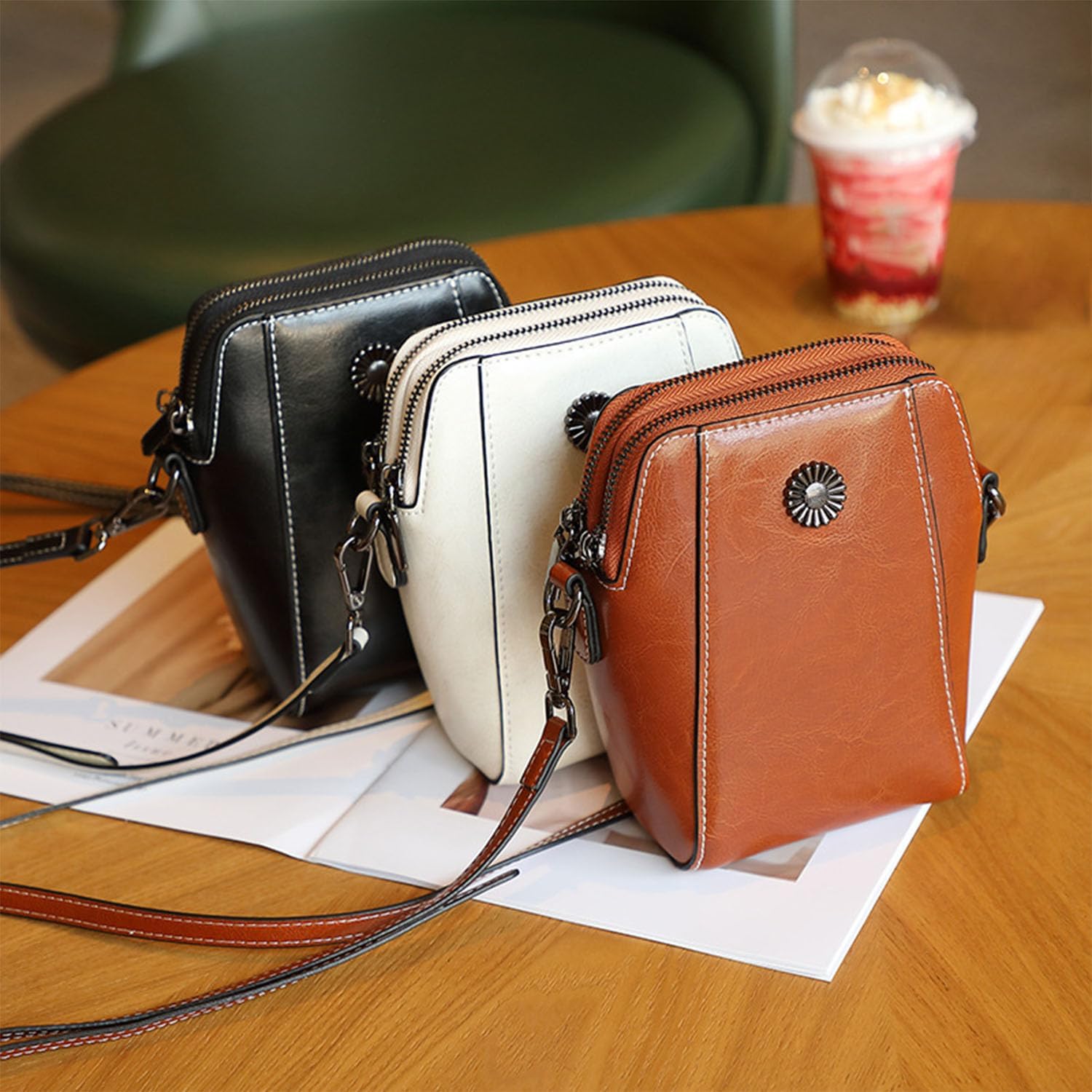 StrideSleek™ — Effortless Hands-Free Style That Keeps You Moving and Organized