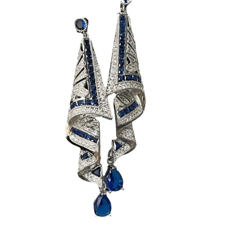 LumiaLuxe™ Earrings — Feel Unstoppable Elegance with Feather-Light Comfort and Timeless Sparkle