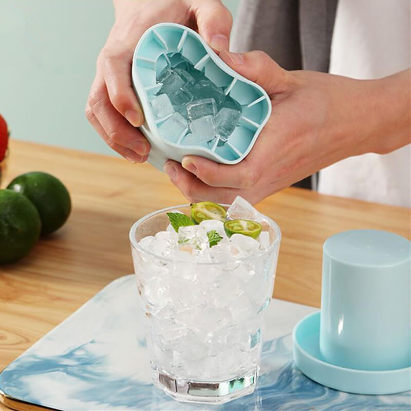 Portable Silicone Ice Cube Maker | Food-Safe Silicone & ABS | Frostcup