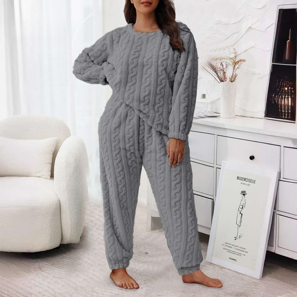 CozyLoom™ — Wrap Yourself in Feather-Light Warmth and Effortless Relaxation