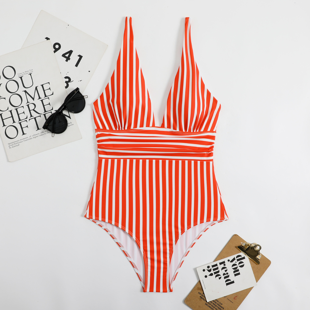 Coraline Curve™ — Own Every Beach Moment with Effortless, Head-Turning Confidence
