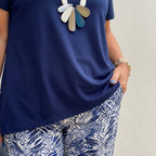 Ariselle™ – Relaxed Two-Piece Set with Soft Top and Printed Pants