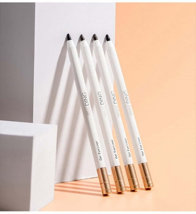 VividLuxe™ Precision Eyeliner — Command Every Room with Bold, Smudge-Proof Eyes That Last All Day