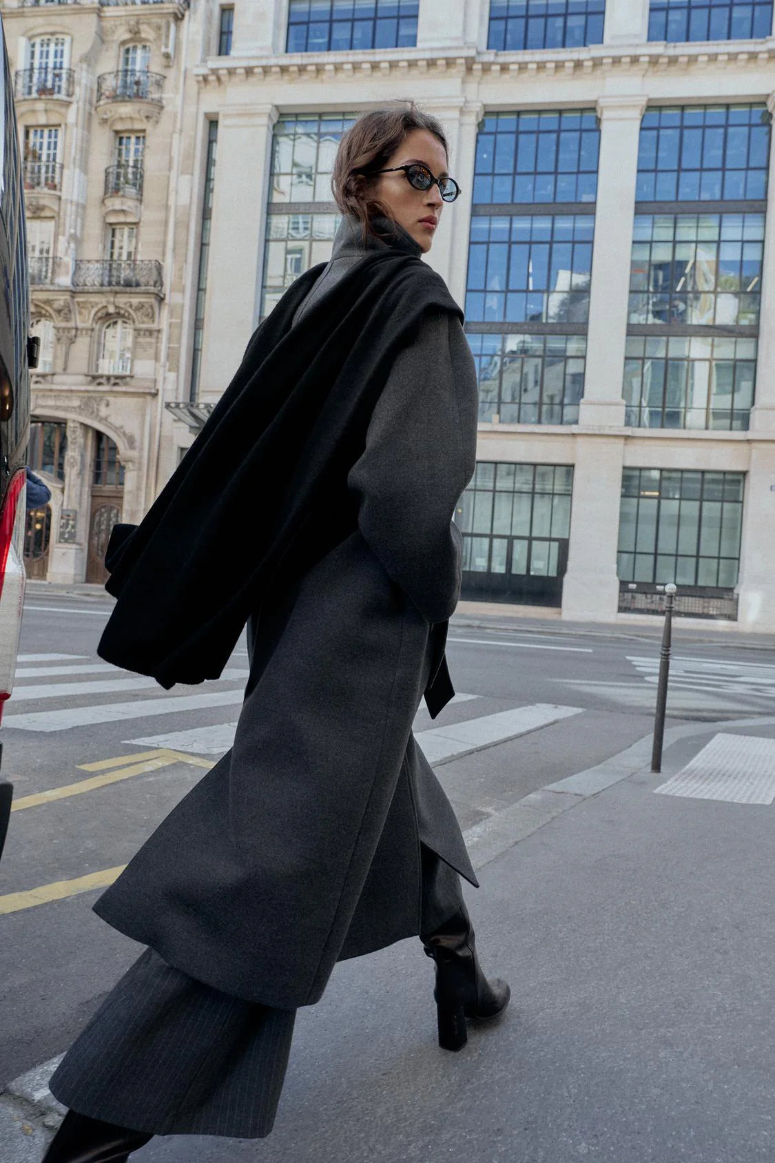 Velaria™ Wool Coat — Sculpt Your Silhouette in Cozy, Featherlight Warmth