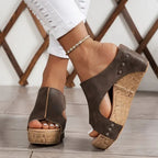 LumiStep™ Orthopedic Studded Flats — Step Boldly All Day with Pain-Free Comfort and Daring Style