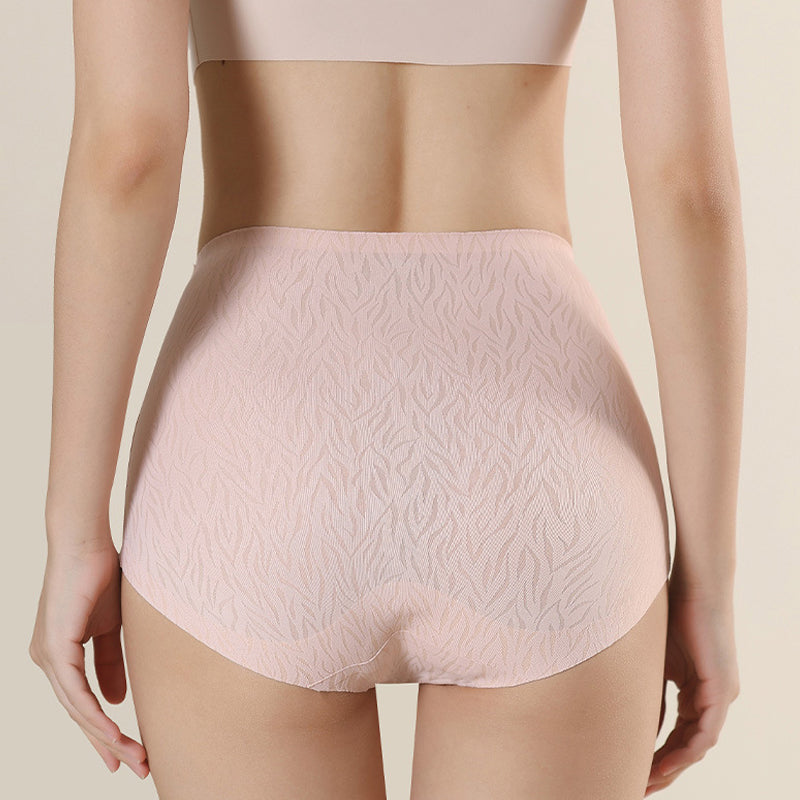 CurveAura™ — Glide Into All-Day Confidence with Sculpted, Sweat-Free Curves
