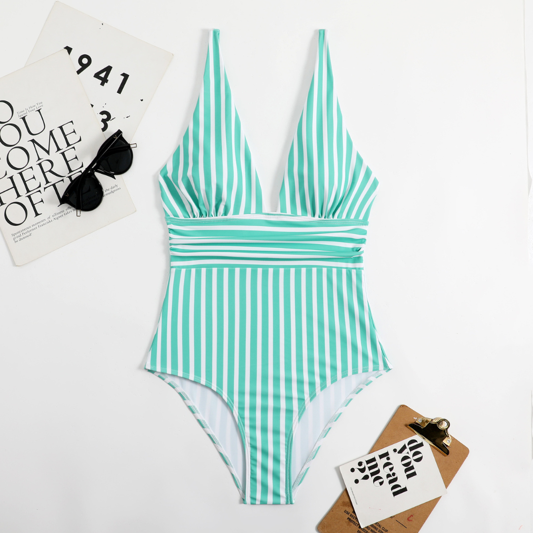 Coraline Curve™ — Own Every Beach Moment with Effortless, Head-Turning Confidence