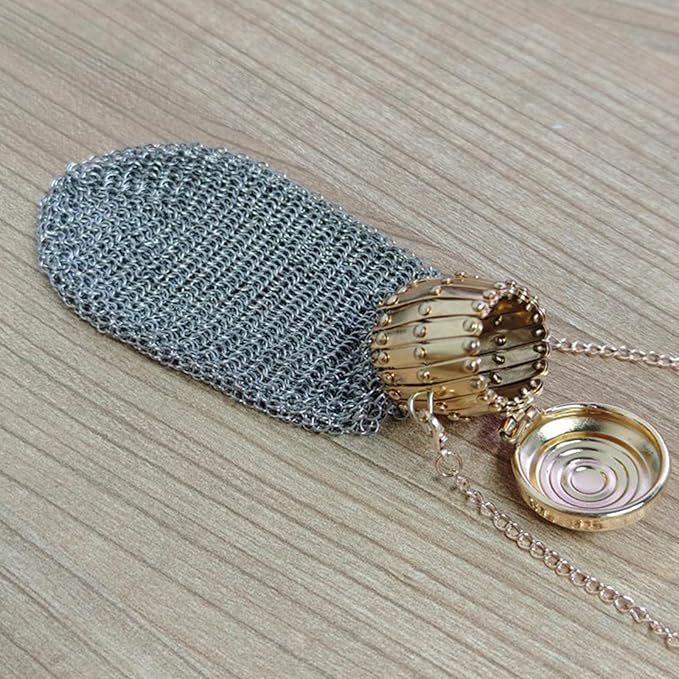 LuxLock™ — Carry Timeless Elegance That Commands Attention Wherever You Go