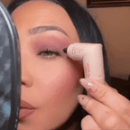VegaLuxe™ — Effortless, Smudge-Proof Wings That Own Every Moment