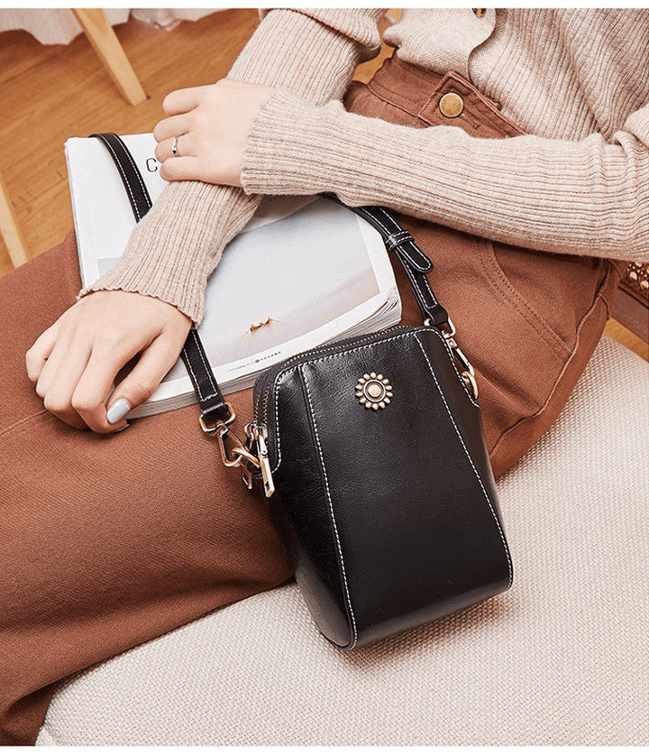 Velenza™ — Command Attention with Timeless Leather Crafted for Effortless Style and Perfect Organization