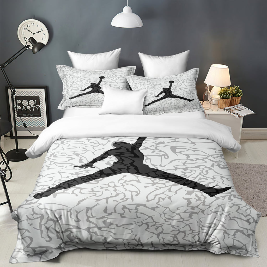 Basketball Duvet Cover Set | Athletic Design | Soft Fabric & Pillowcases Included