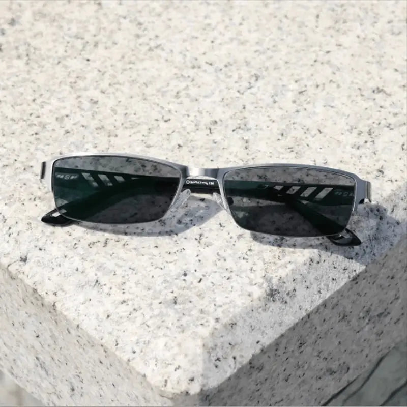 Multifocal Reading Glasses | Photochromic Lenses | Blue Light Filter | Ultra-Light Frame