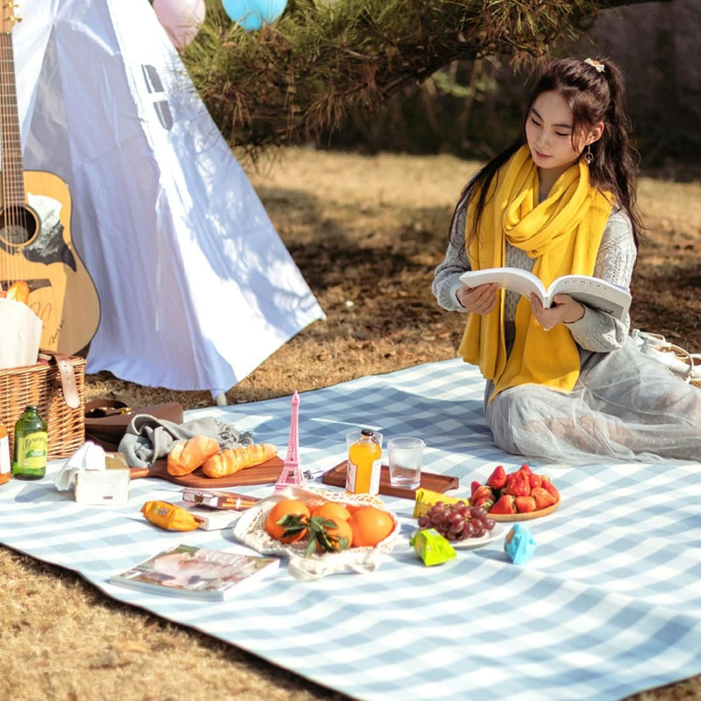 Outdoor Picnic Blanket | Waterproof & Foldable | Padded Foam & Carry Handle | Beach, Camping