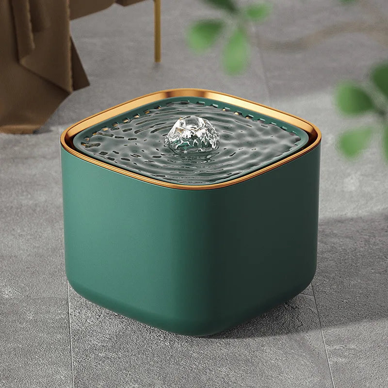 Pet Water Fountain | Ultra-Quiet Self-Circulating | 3L Capacity & Filtered | USB Powered