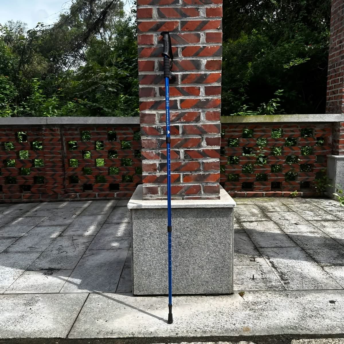 Trekking Poles | Adjustable Telescopic 65–135 cm | Aluminum with Rubber Grips & Shock Absorption