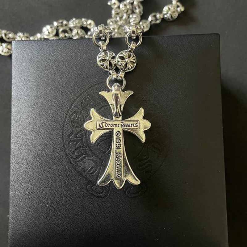 Unisex Gothic Cross Pendant Necklace | Y2K Punk Design | Retro Silver Finish | Adjustable Length