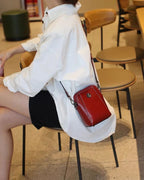 StrideSleek™ — Effortless Hands-Free Style That Keeps You Moving and Organized
