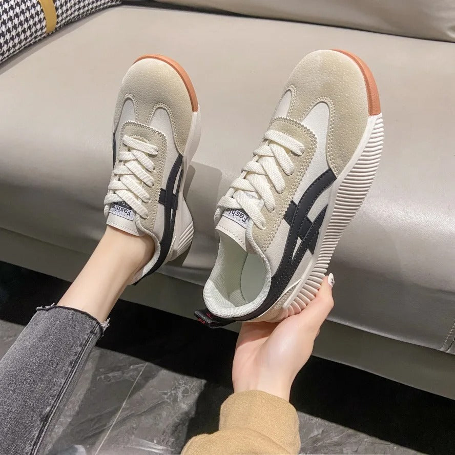 Solenova™ — Step Into Effortless Comfort and Confidence All Day Long
