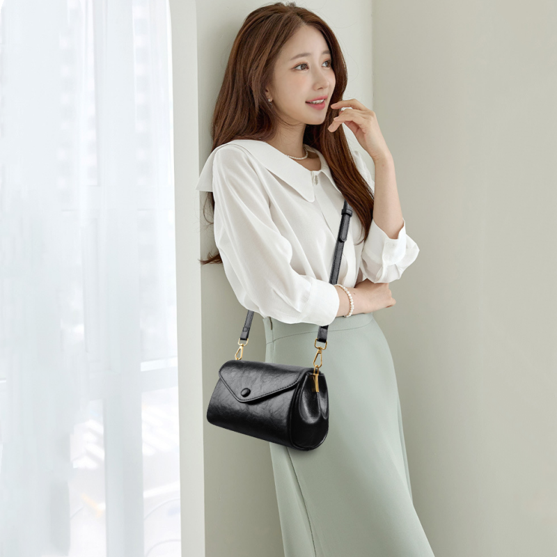 Velyssa™ Shoulder Bag — Own Your Day with Effortless Style and Perfect Organization