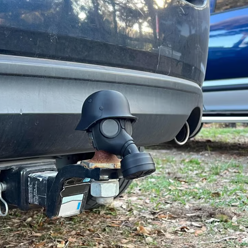 TitanGuard™ — Unleash Fierce Style and Bulletproof Your Hitch Instantly
